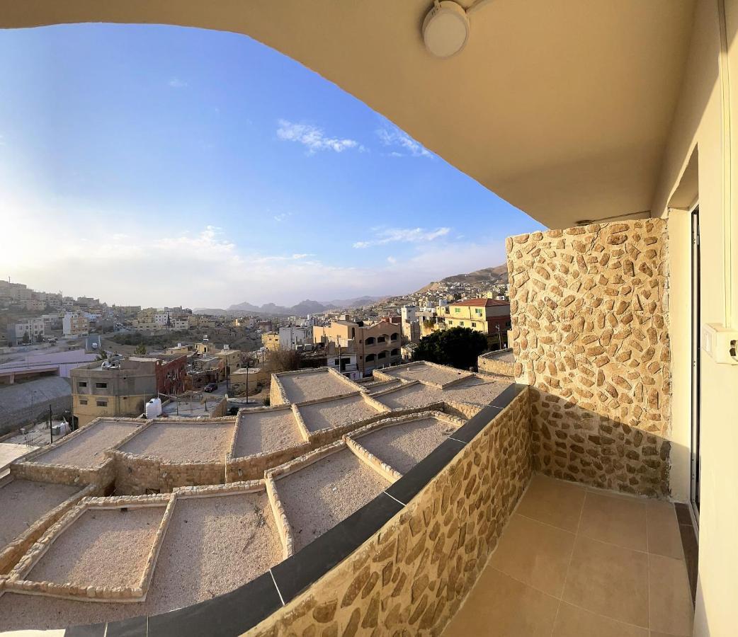 Orient Gate Hotel Wadi Musa Exterior photo
